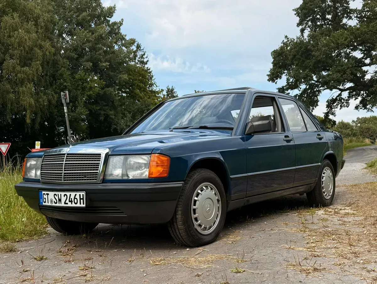 Mercedes-Benz 190E 2.0